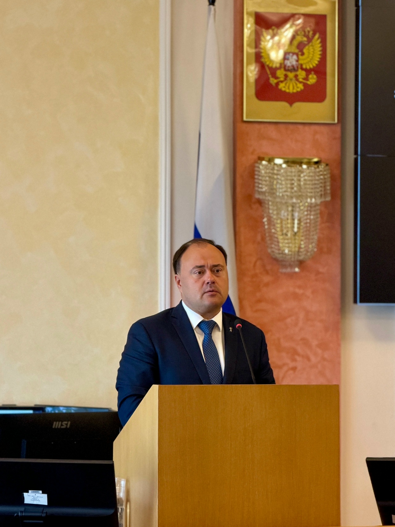 Артем Молчанов покинул пост мэра.